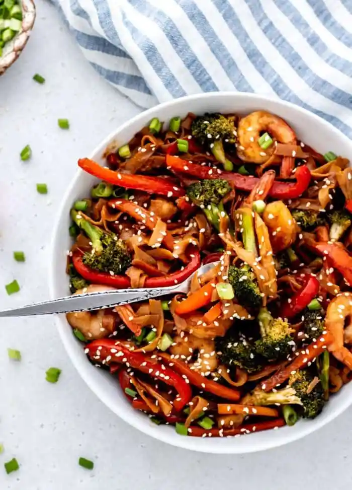 Shrimp Noodle Stir Fry