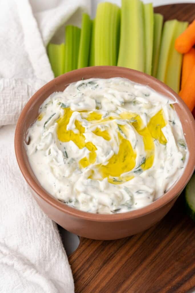 Easy Tzatziki Sauce Recipe